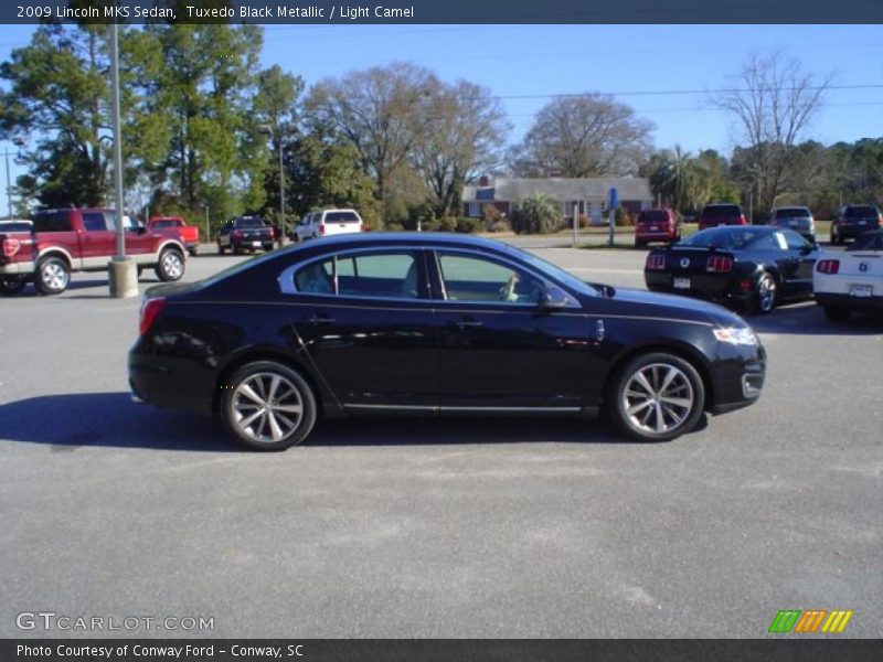Tuxedo Black Metallic / Light Camel 2009 Lincoln MKS Sedan