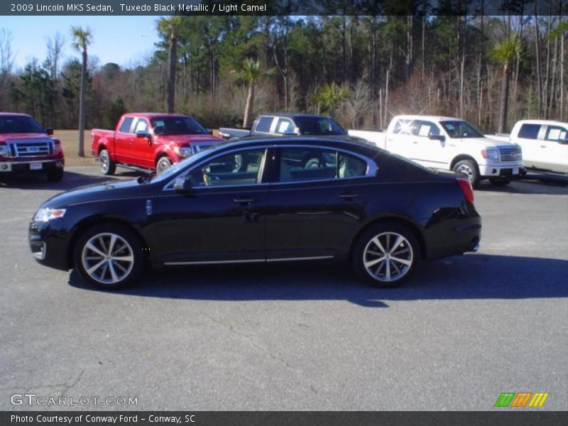 Tuxedo Black Metallic / Light Camel 2009 Lincoln MKS Sedan