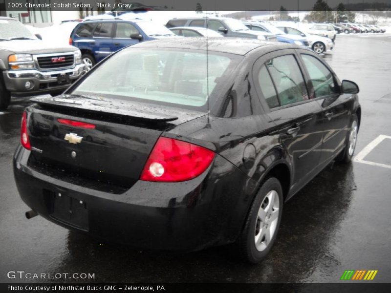Black / Gray 2005 Chevrolet Cobalt Sedan