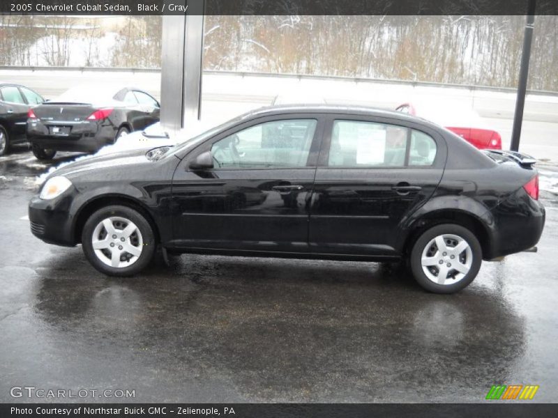Black / Gray 2005 Chevrolet Cobalt Sedan