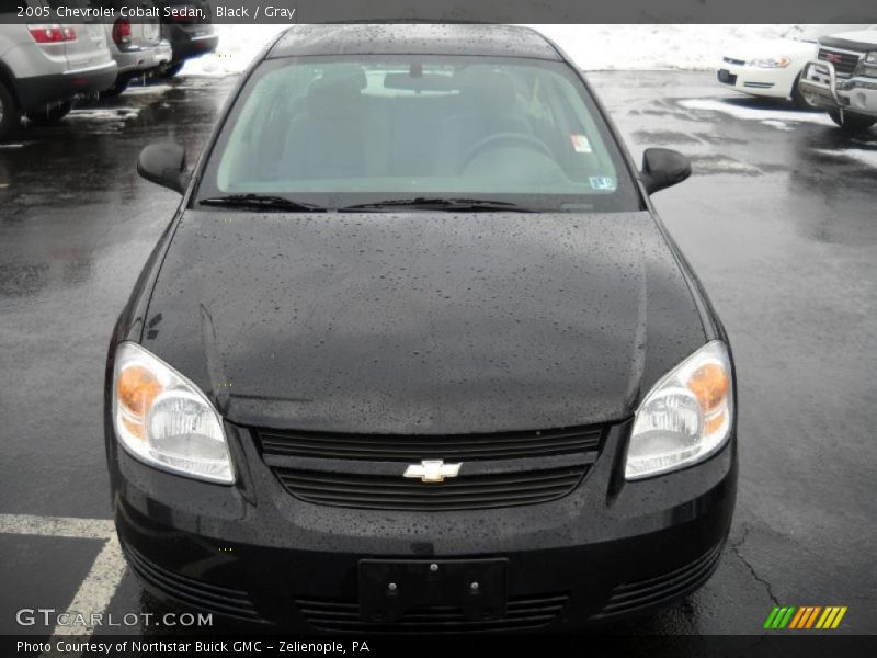 Black / Gray 2005 Chevrolet Cobalt Sedan
