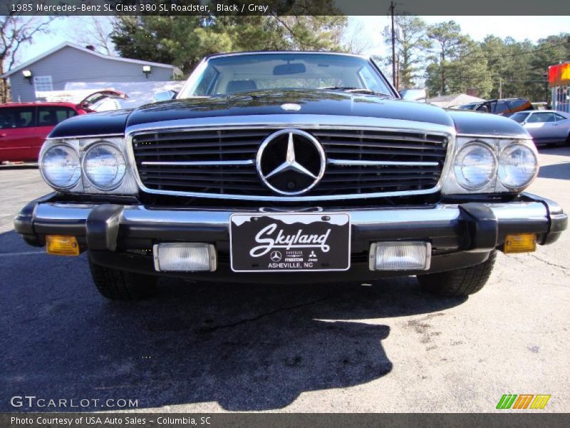 Black / Grey 1985 Mercedes-Benz SL Class 380 SL Roadster