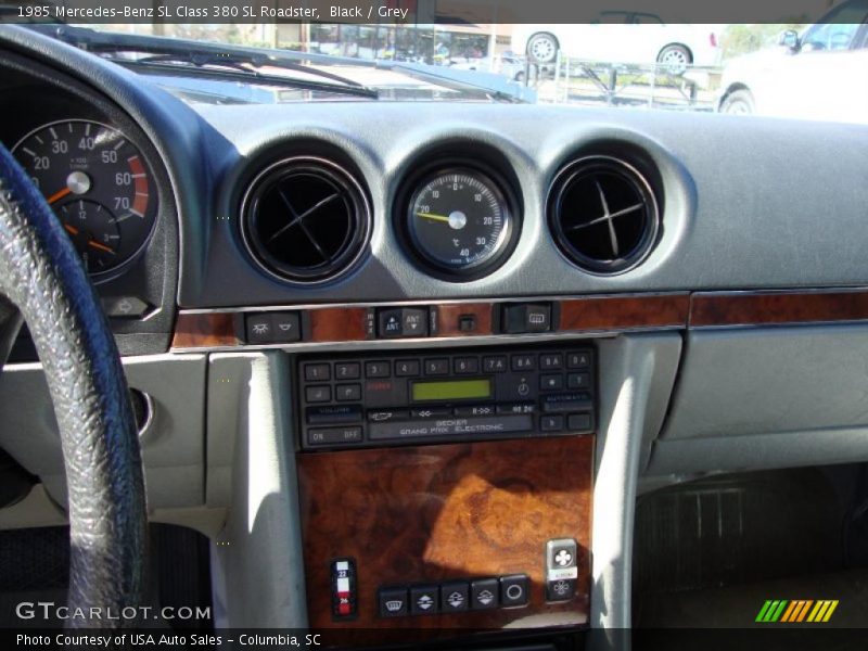 Black / Grey 1985 Mercedes-Benz SL Class 380 SL Roadster