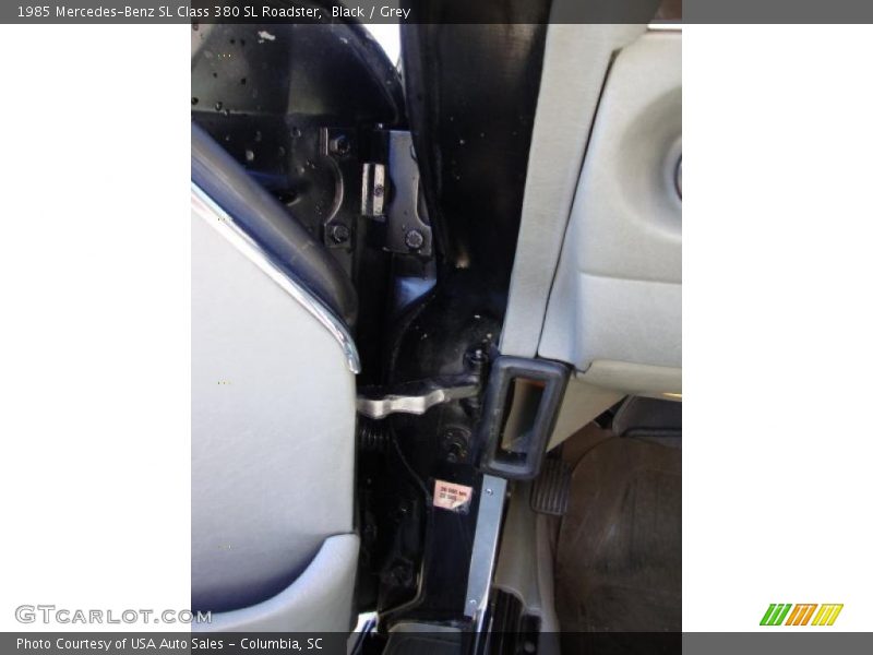 Black / Grey 1985 Mercedes-Benz SL Class 380 SL Roadster