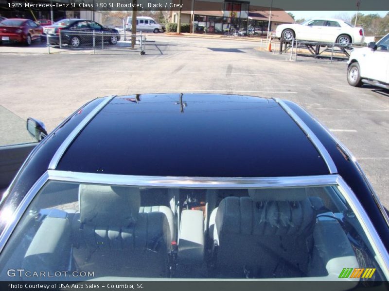 Black / Grey 1985 Mercedes-Benz SL Class 380 SL Roadster