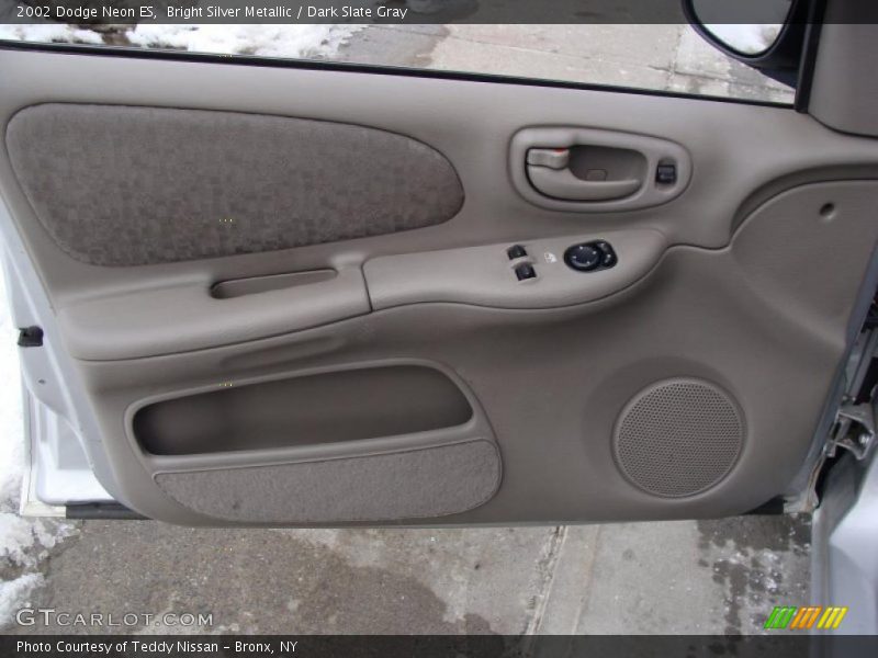 Bright Silver Metallic / Dark Slate Gray 2002 Dodge Neon ES