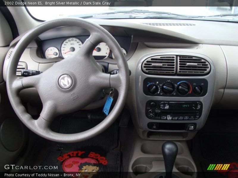 Bright Silver Metallic / Dark Slate Gray 2002 Dodge Neon ES