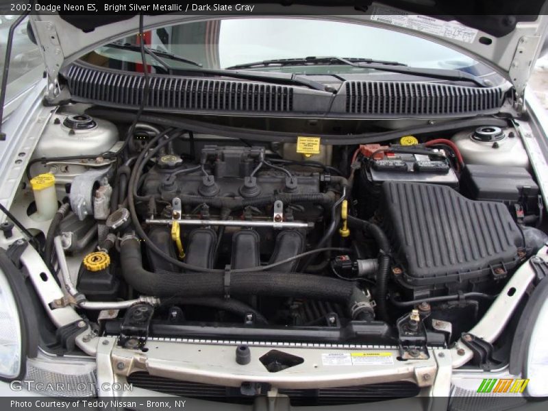 Bright Silver Metallic / Dark Slate Gray 2002 Dodge Neon ES