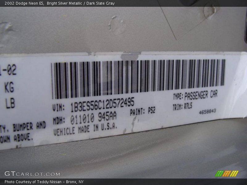 Bright Silver Metallic / Dark Slate Gray 2002 Dodge Neon ES