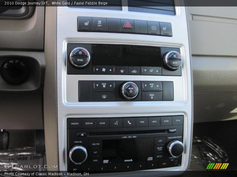 White Gold / Pastel Pebble Beige 2010 Dodge Journey SXT