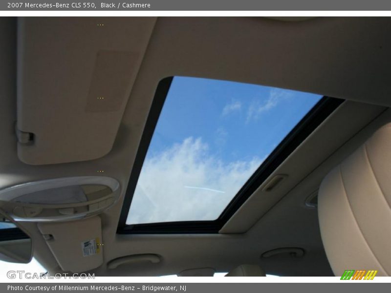 Black / Cashmere 2007 Mercedes-Benz CLS 550