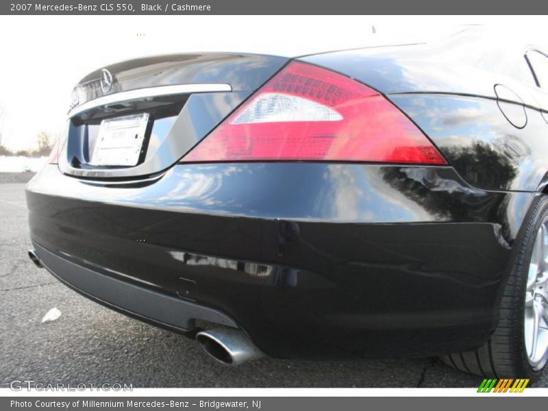 Black / Cashmere 2007 Mercedes-Benz CLS 550