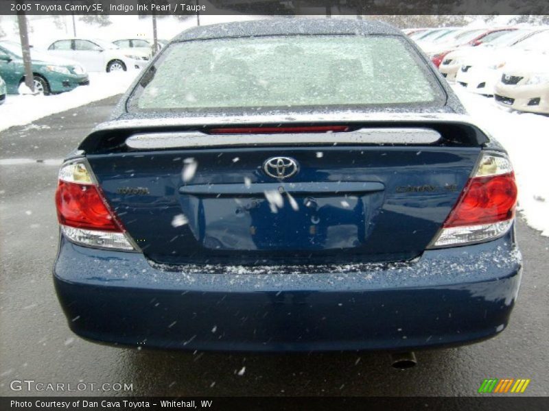 Indigo Ink Pearl / Taupe 2005 Toyota Camry SE