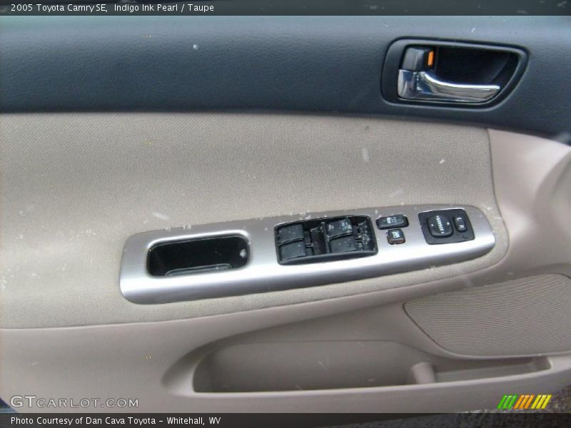 Indigo Ink Pearl / Taupe 2005 Toyota Camry SE