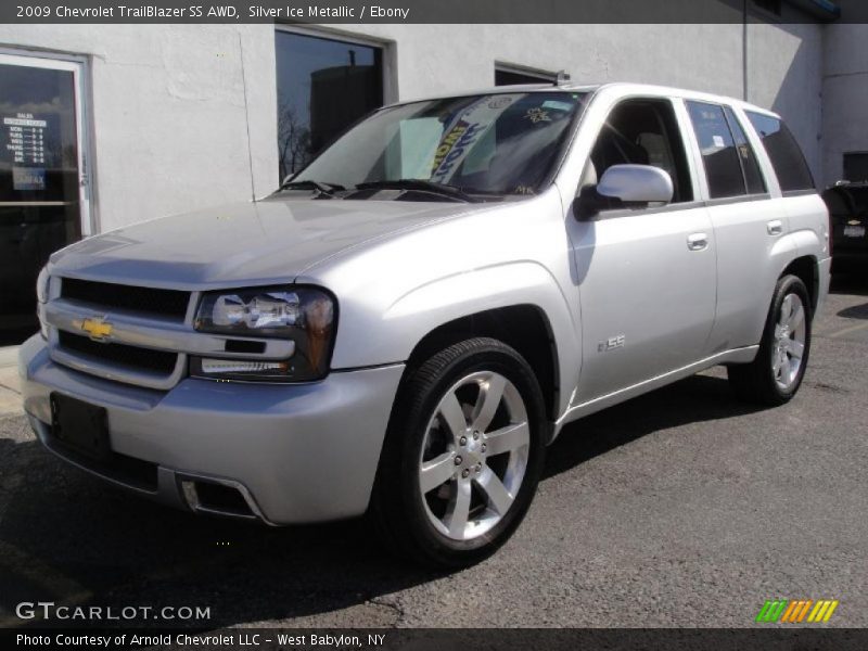 Silver Ice Metallic / Ebony 2009 Chevrolet TrailBlazer SS AWD