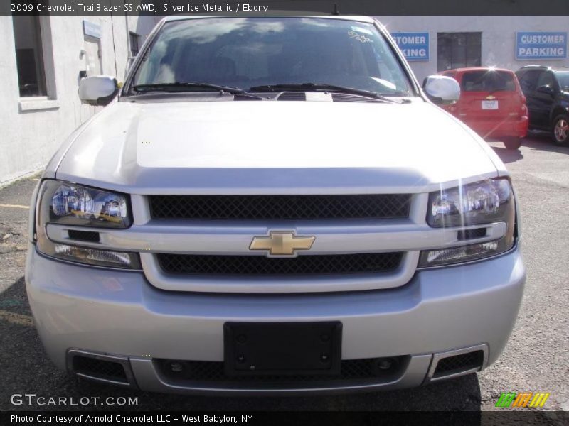 Silver Ice Metallic / Ebony 2009 Chevrolet TrailBlazer SS AWD