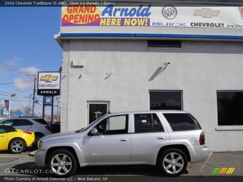 Silver Ice Metallic / Ebony 2009 Chevrolet TrailBlazer SS AWD