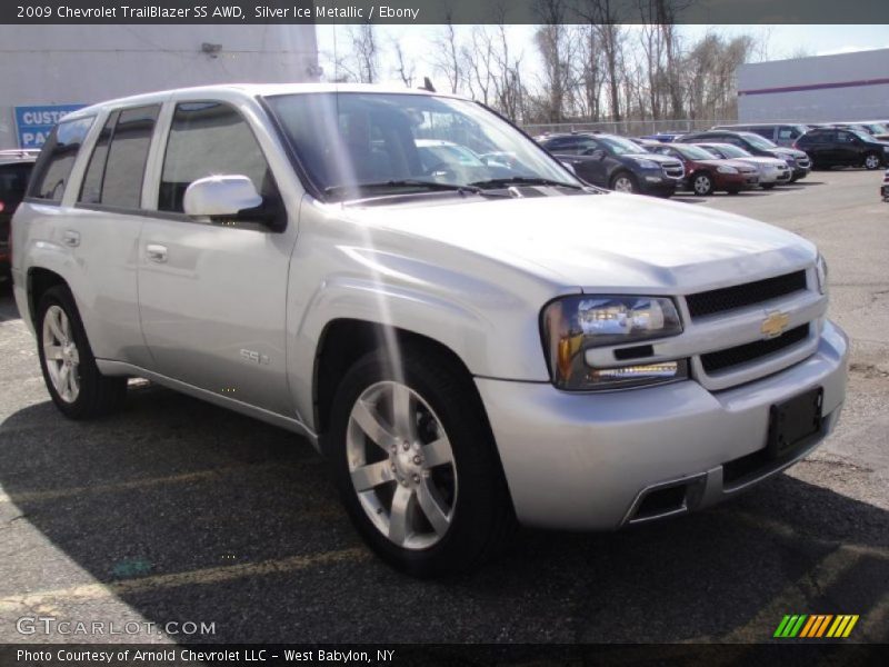 Silver Ice Metallic / Ebony 2009 Chevrolet TrailBlazer SS AWD