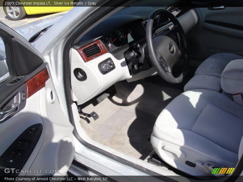 Silver Ice Metallic / Gray 2009 Chevrolet Impala LT