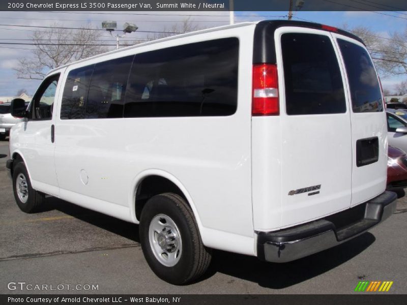 Summit White / Neutral 2009 Chevrolet Express LS 3500 Passenger Van