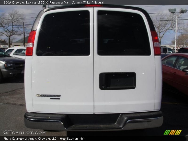Summit White / Neutral 2009 Chevrolet Express LS 3500 Passenger Van
