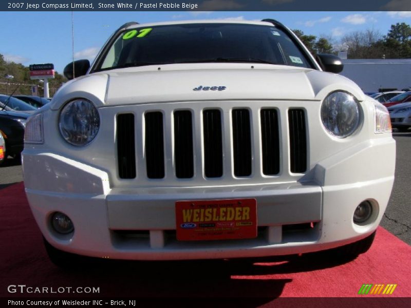 Stone White / Pastel Pebble Beige 2007 Jeep Compass Limited