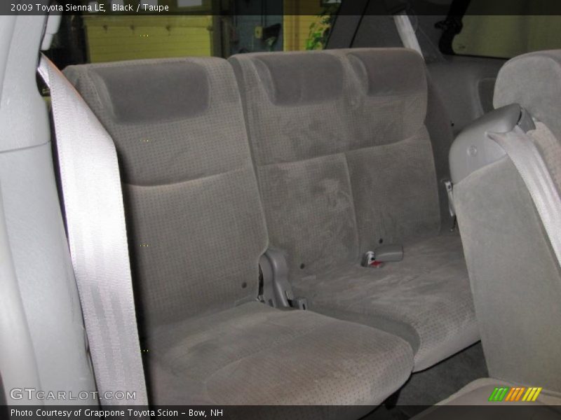 Black / Taupe 2009 Toyota Sienna LE