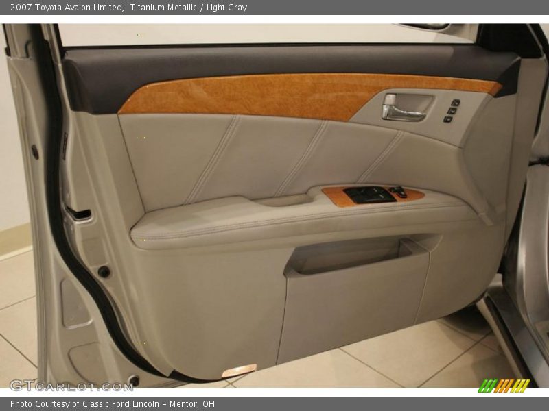 Titanium Metallic / Light Gray 2007 Toyota Avalon Limited