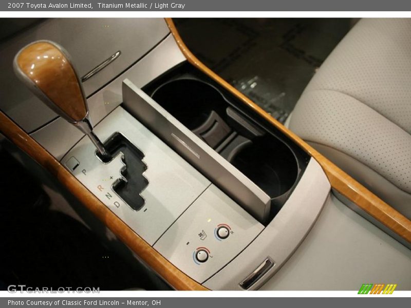 Titanium Metallic / Light Gray 2007 Toyota Avalon Limited