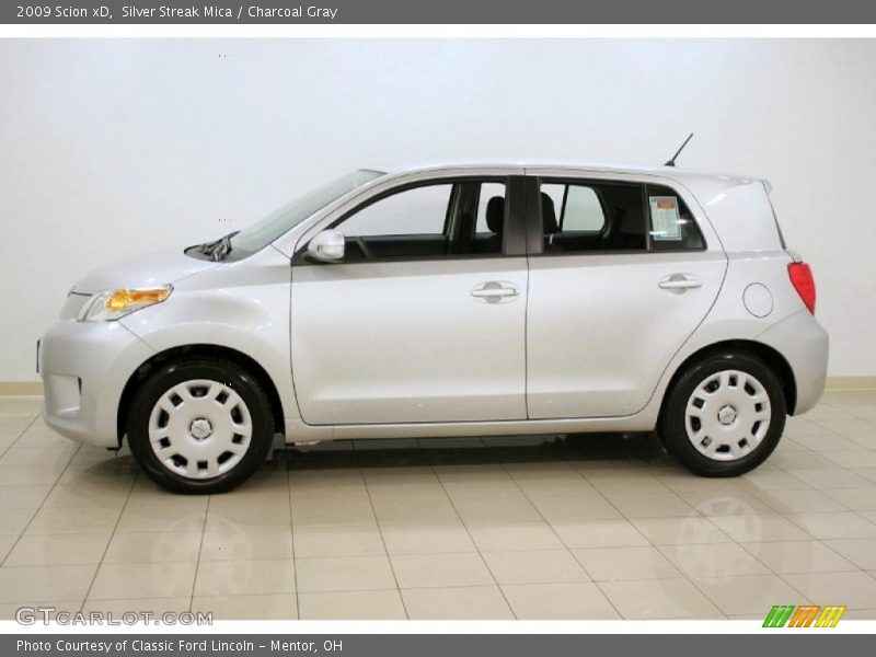 Silver Streak Mica / Charcoal Gray 2009 Scion xD