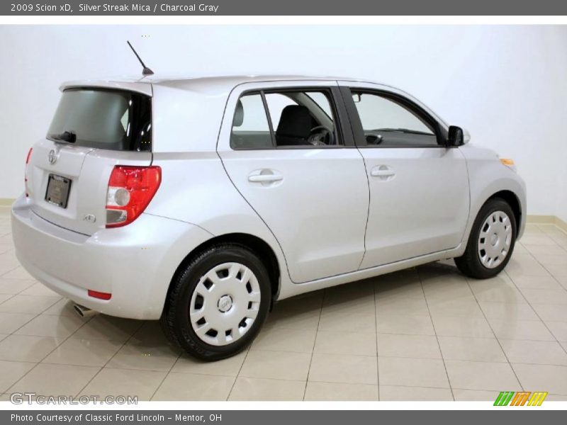 Silver Streak Mica / Charcoal Gray 2009 Scion xD