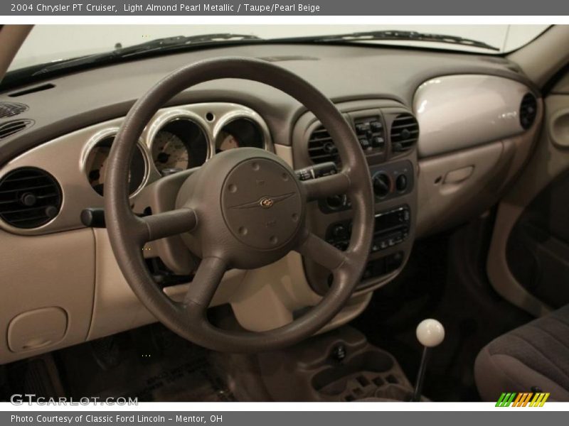 Light Almond Pearl Metallic / Taupe/Pearl Beige 2004 Chrysler PT Cruiser