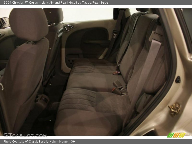 Light Almond Pearl Metallic / Taupe/Pearl Beige 2004 Chrysler PT Cruiser