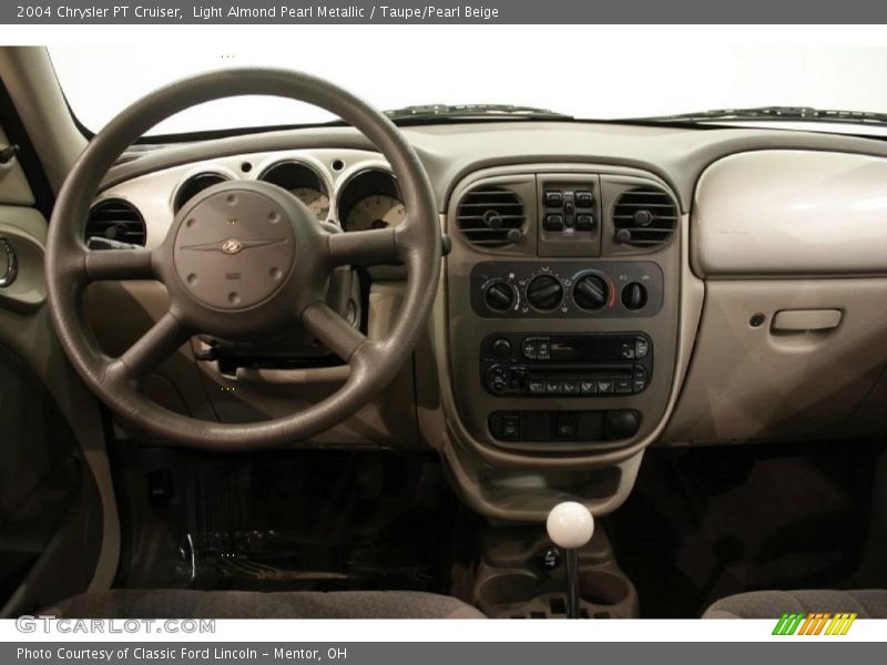 Light Almond Pearl Metallic / Taupe/Pearl Beige 2004 Chrysler PT Cruiser