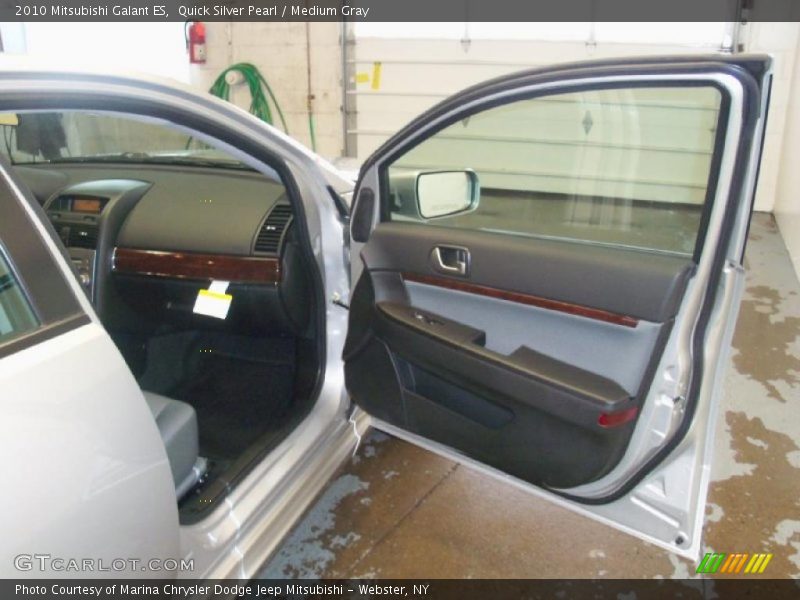 Quick Silver Pearl / Medium Gray 2010 Mitsubishi Galant ES