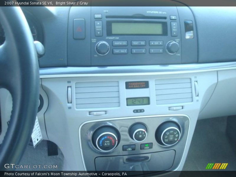 Bright Silver / Gray 2007 Hyundai Sonata SE V6