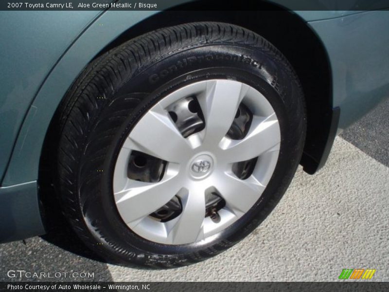 Aloe Green Metallic / Bisque 2007 Toyota Camry LE
