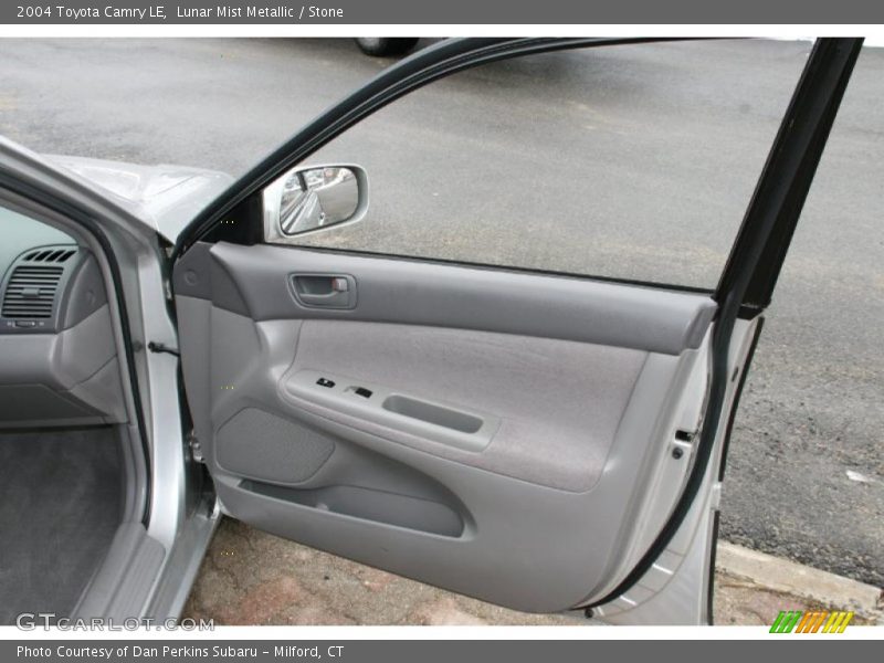 Lunar Mist Metallic / Stone 2004 Toyota Camry LE
