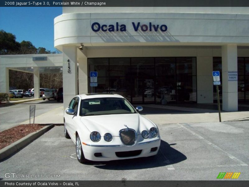 Porcelain White / Champagne 2008 Jaguar S-Type 3.0