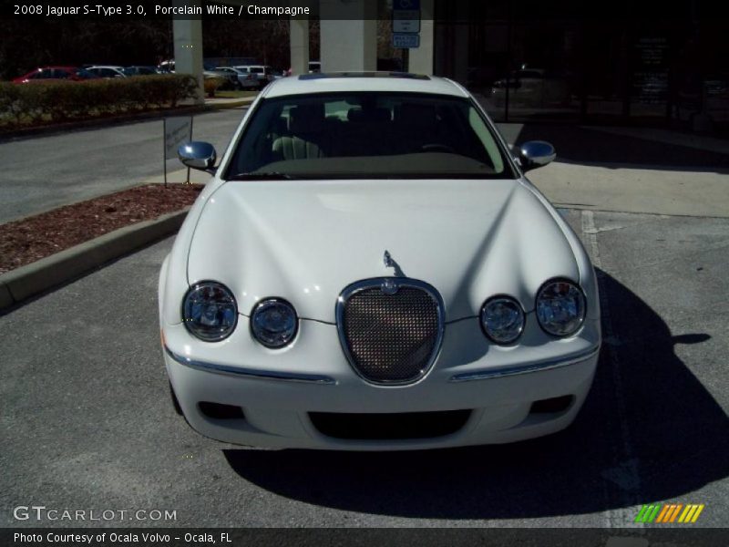 Porcelain White / Champagne 2008 Jaguar S-Type 3.0