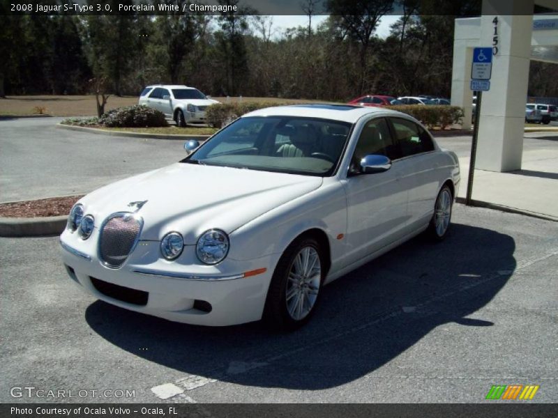 Porcelain White / Champagne 2008 Jaguar S-Type 3.0