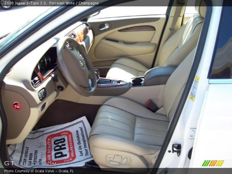 Porcelain White / Champagne 2008 Jaguar S-Type 3.0