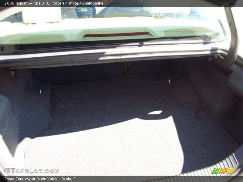 Porcelain White / Champagne 2008 Jaguar S-Type 3.0