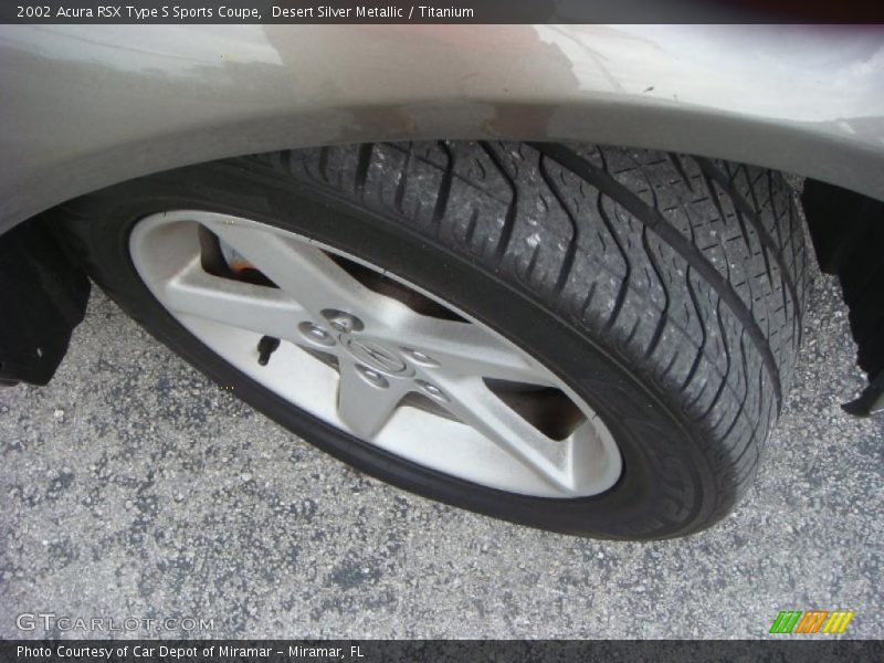 Desert Silver Metallic / Titanium 2002 Acura RSX Type S Sports Coupe