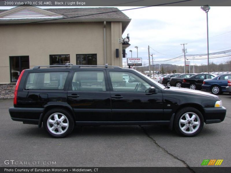 Black / Light Beige 2000 Volvo V70 XC SE AWD