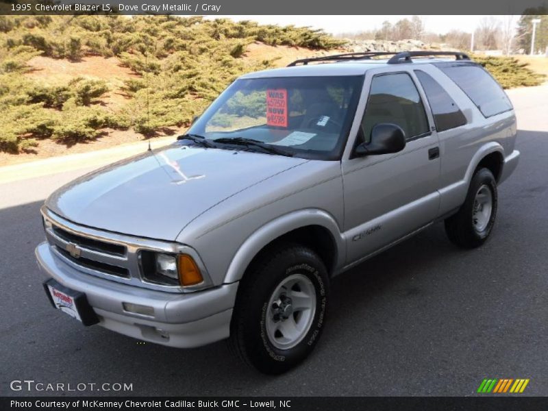 Dove Gray Metallic / Gray 1995 Chevrolet Blazer LS