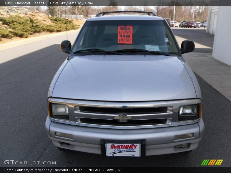 Dove Gray Metallic / Gray 1995 Chevrolet Blazer LS