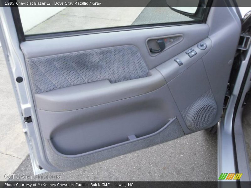 Dove Gray Metallic / Gray 1995 Chevrolet Blazer LS