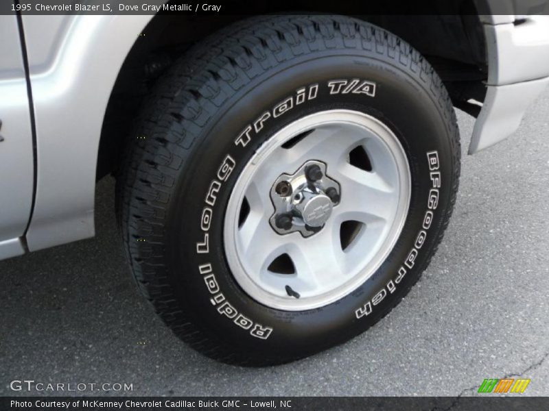Dove Gray Metallic / Gray 1995 Chevrolet Blazer LS