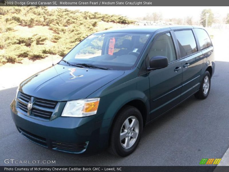 Melbourne Green Pearl / Medium Slate Gray/Light Shale 2009 Dodge Grand Caravan SE
